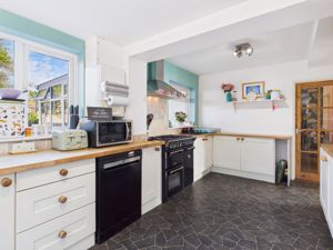 Kitchen - click for photo gallery